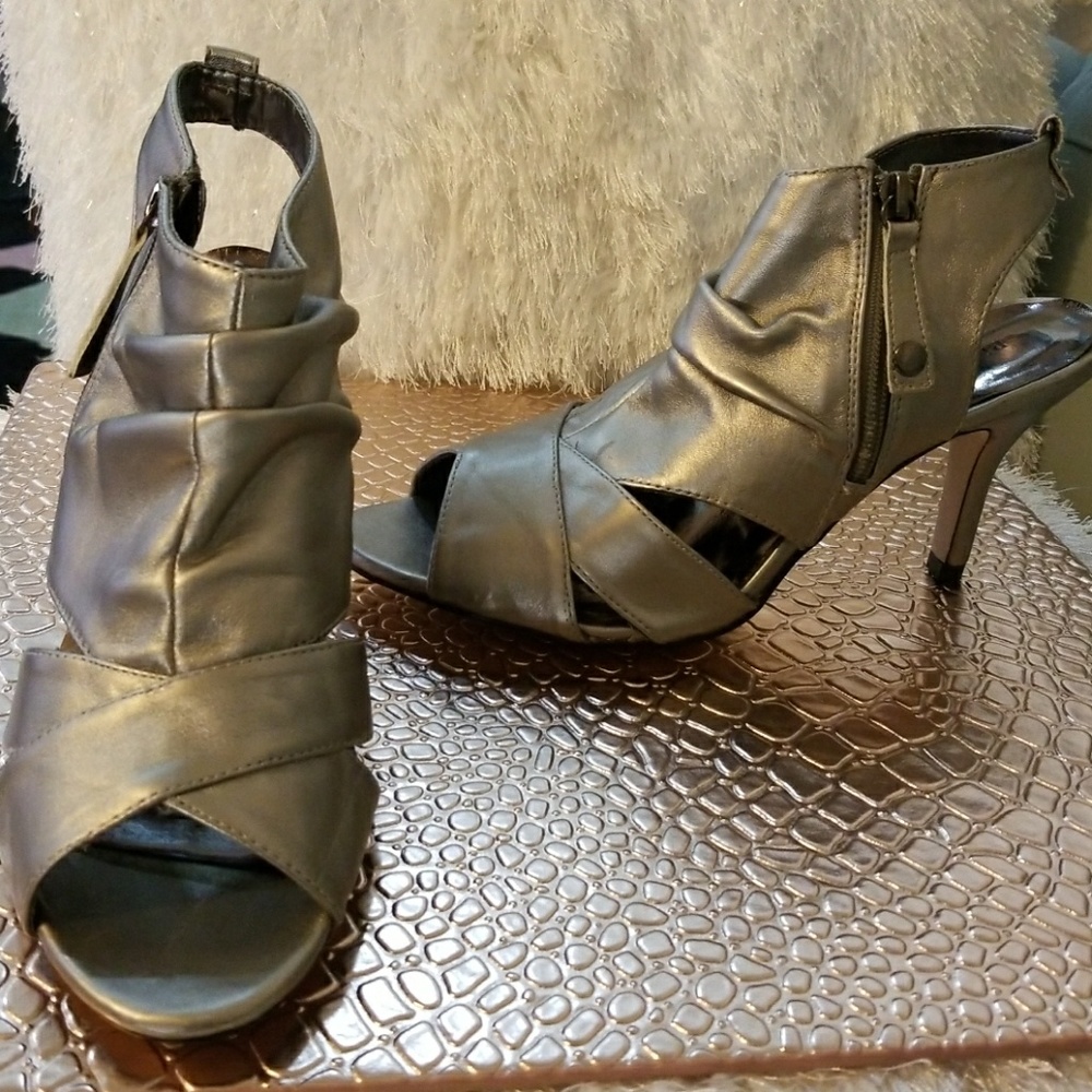 Pierre Dumas Silver Open Toe Heels